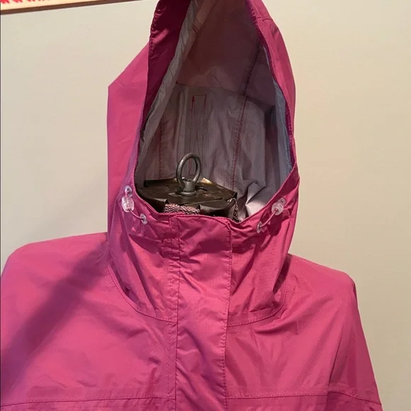 L L Bean Raincoat - Picture 2 of 11